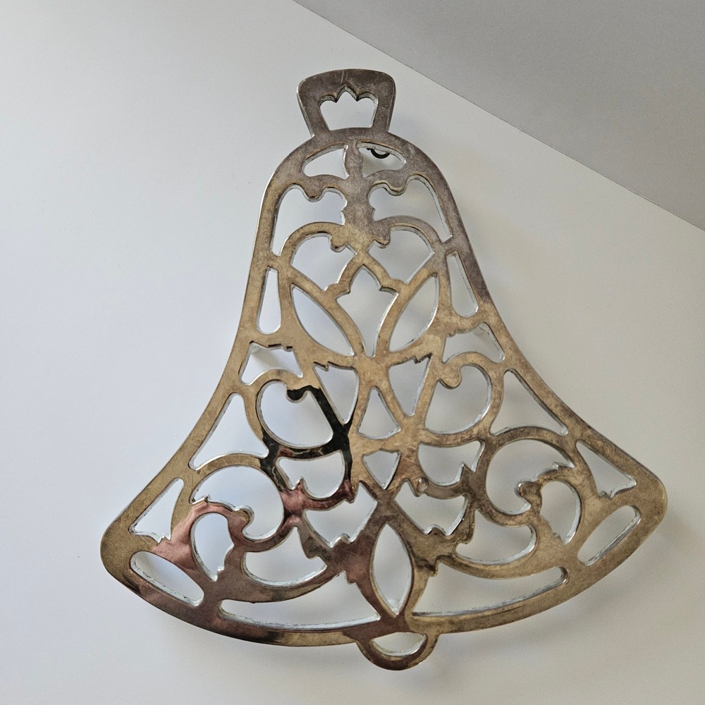 Vtg Wm A Rogers Silver Plated Trivet Holiday Christmas Bell‎ - Rubber Feet